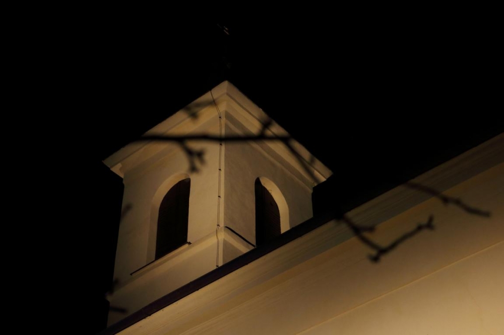 Venkovní osvětlení věže v obci Stanná
