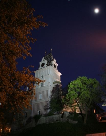 Zámek Brandýs n. L. osvětlení věže zámku